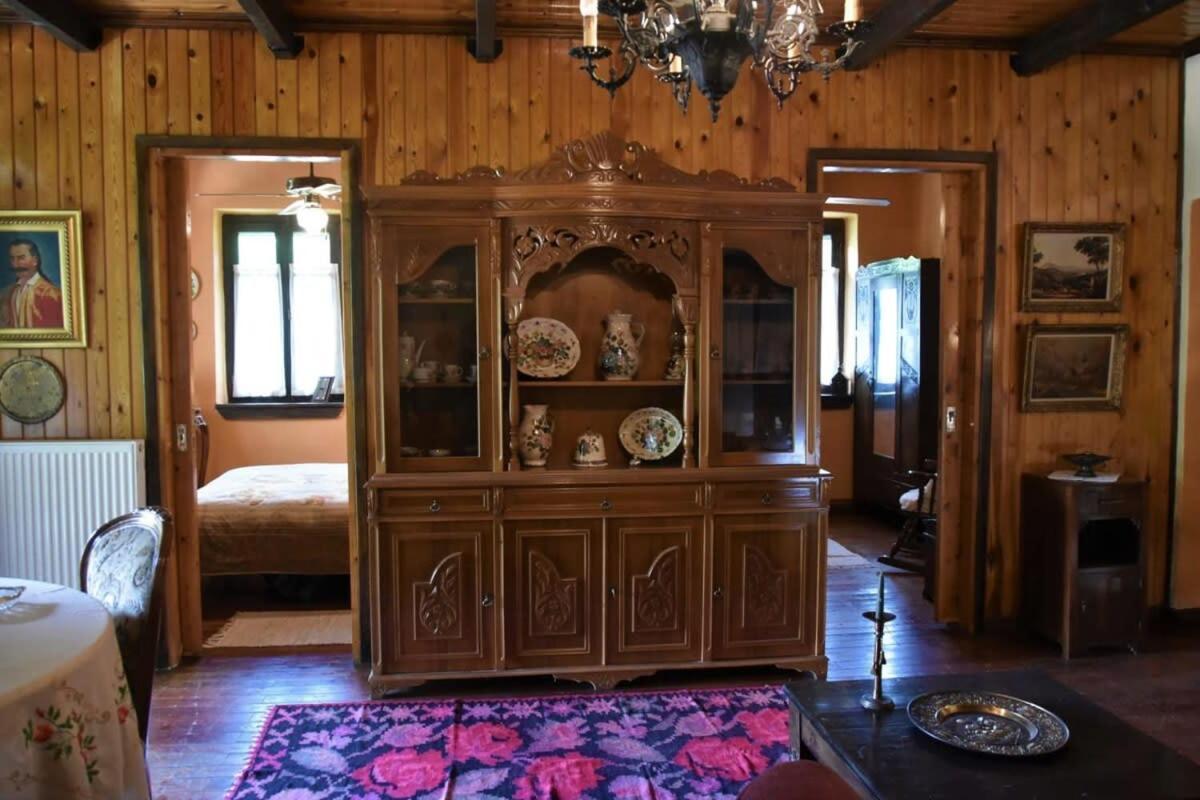 Mariolata Vintage Stone Villa - 4 Season Escape المظهر الخارجي الصورة