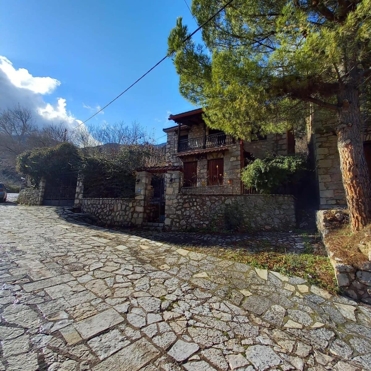Mariolata Vintage Stone Villa - 4 Season Escape المظهر الخارجي الصورة